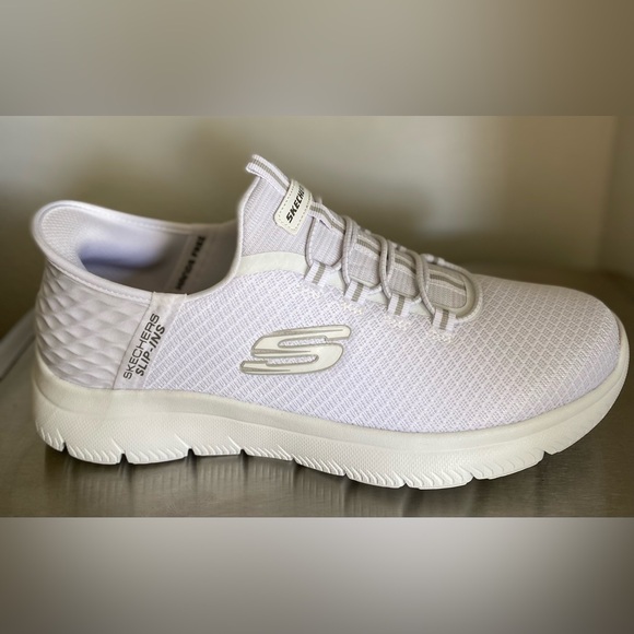 SKECHERS… MENS WHITE SLIP-INS - Picture 16 of 16